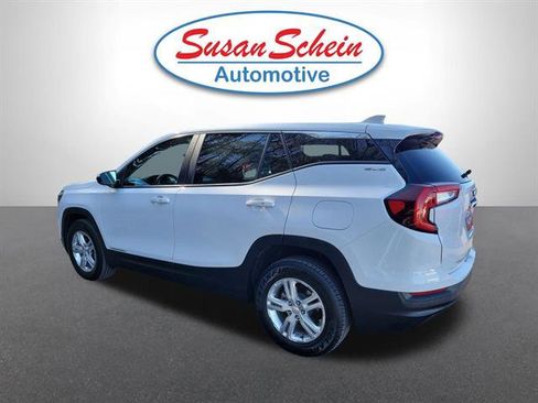 Used 2024 GMC Terrain SLE image 22