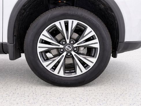 Used 2021 Nissan Rogue SV w/ Premium Package AWD/4WD image 33