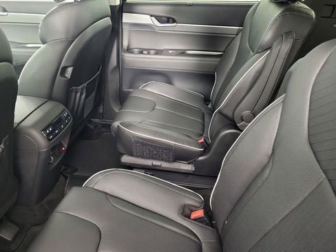 Used 2025 Hyundai Palisade SEL image 16