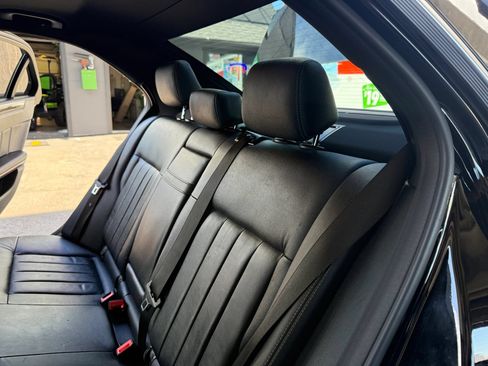Used 2015 Mercedes-Benz E 400 4MATIC Sedan image 14