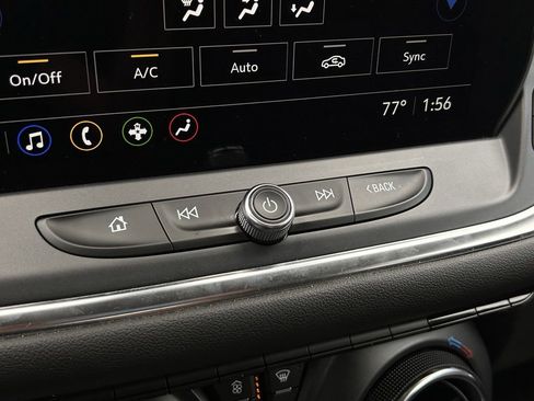 Used 2025 Chevrolet Blazer LT AWD/4WD image 20
