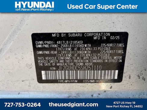 Used 2025 Subaru Crosstrek 2.0i Premium image 14