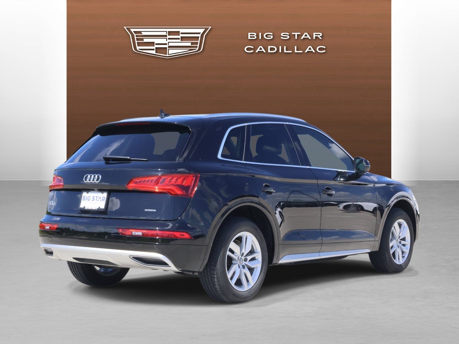 Used 2020 Audi Q5 2.0T Premium w/ Convenience Package AWD/4WD image 5