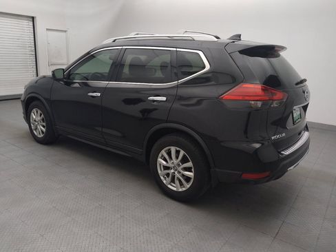 Used 2017 Nissan Rogue SV FWD image 3
