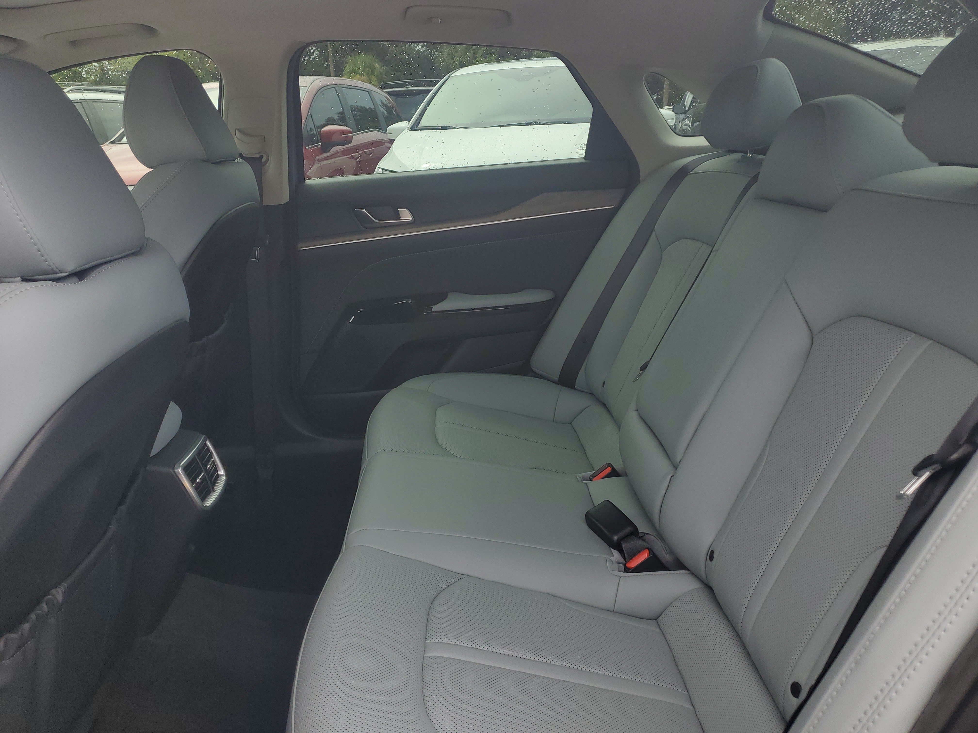 Used 2024 Kia K5 EX w/ EX Premium Package FWD image 9