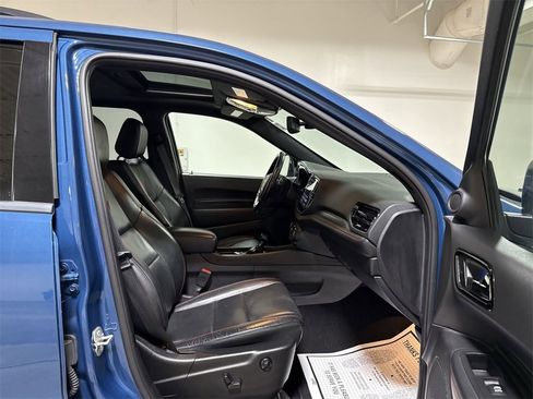 Used 2023 Dodge Durango GT image 23