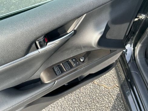 Used 2024 Toyota Camry XSE image 13