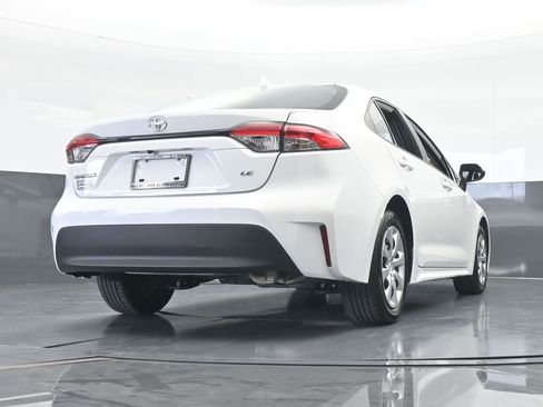 Used 2024 Toyota Corolla LE image 56