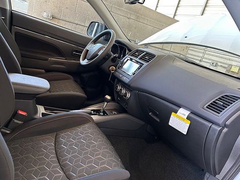 New 2025 Mitsubishi Outlander Sport ES image 27