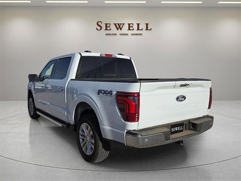 Used 2024 Ford F150 Lariat w/ FX4 Off-Road Package image 3