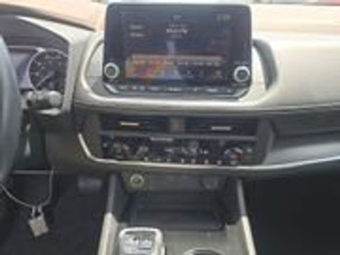 Used 2023 Nissan Rogue SV w/ SV Premium B Package FWD image 14