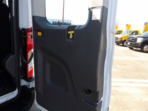 Used 2022 Ford Transit 350 XLT image 36