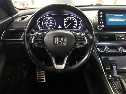 Used 2018 Honda Accord Sport image 5