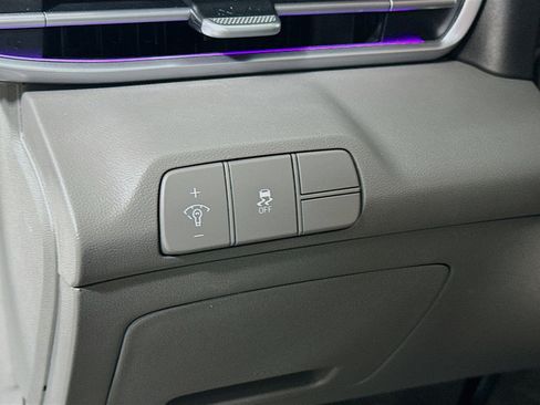 Certified 2024 Hyundai Elantra SEL image 10