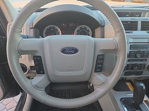 Used 2009 Ford Escape XLT image 15