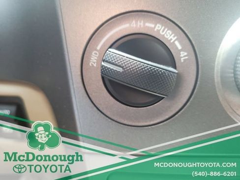 Used 2016 Toyota Sequoia Limited AWD/4WD image 25