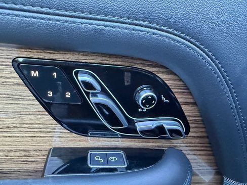 Used 2019 Land Rover Range Rover HSE AWD/4WD image 22