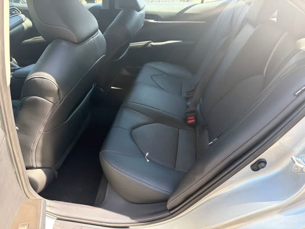 Used 2022 Toyota Camry XSE FWD image 17