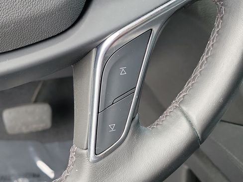 Used 2022 Cadillac XT5 Luxury FWD image 34