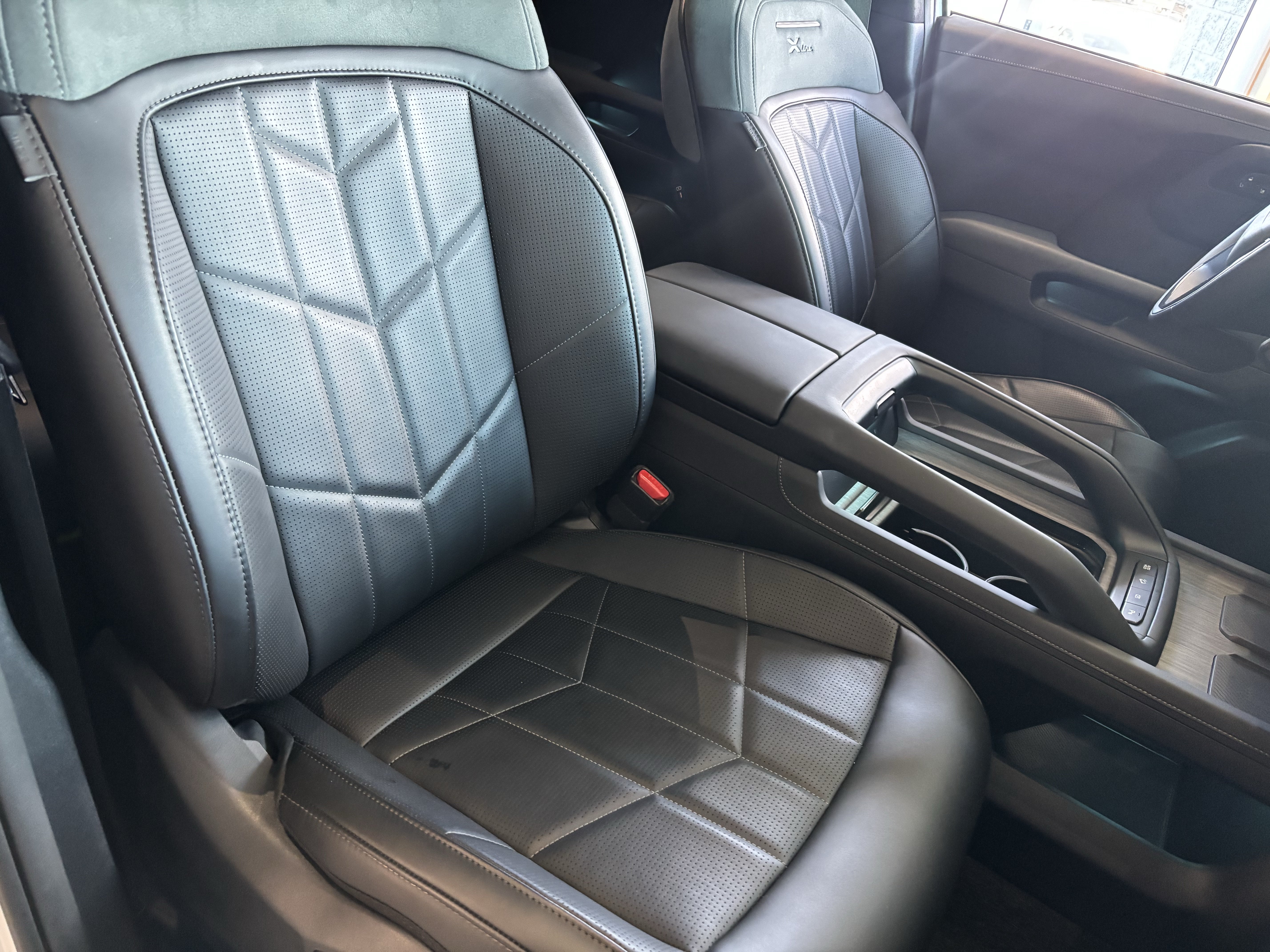 Certified 2027 Kia Telluride X-Line SX Prestige AWD/4WD image 8