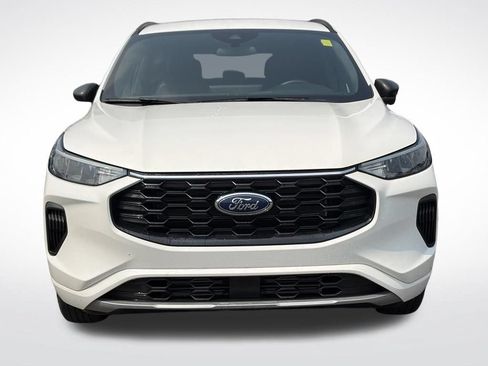 Used 2024 Ford Escape ST-Line w/ Tech Pack #1 AWD/4WD image 3