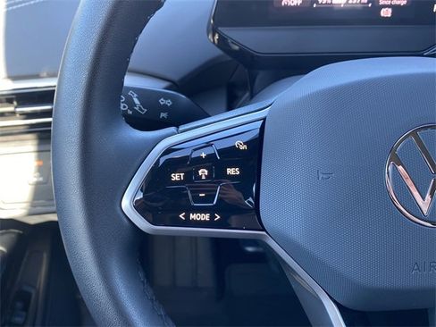 Used 2023 Volkswagen ID.4 Pro S image 23