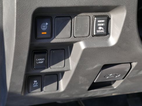 New 2026 Nissan Frontier SV w/ SV Convenience Package AWD/4WD image 5