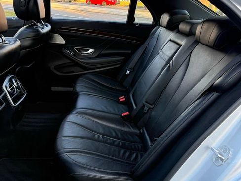 Used 2015 Mercedes-Benz S 550 4MATIC image 10