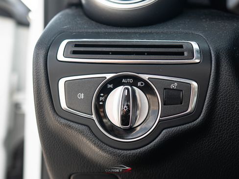 Used 2015 Mercedes-Benz C 400 4MATIC image 36