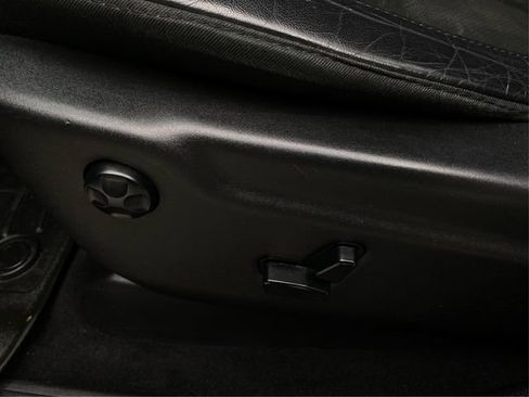 Used 2019 Jeep Grand Cherokee Altitude image 23