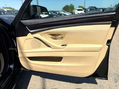 Used 2013 BMW 528i Sedan image 42