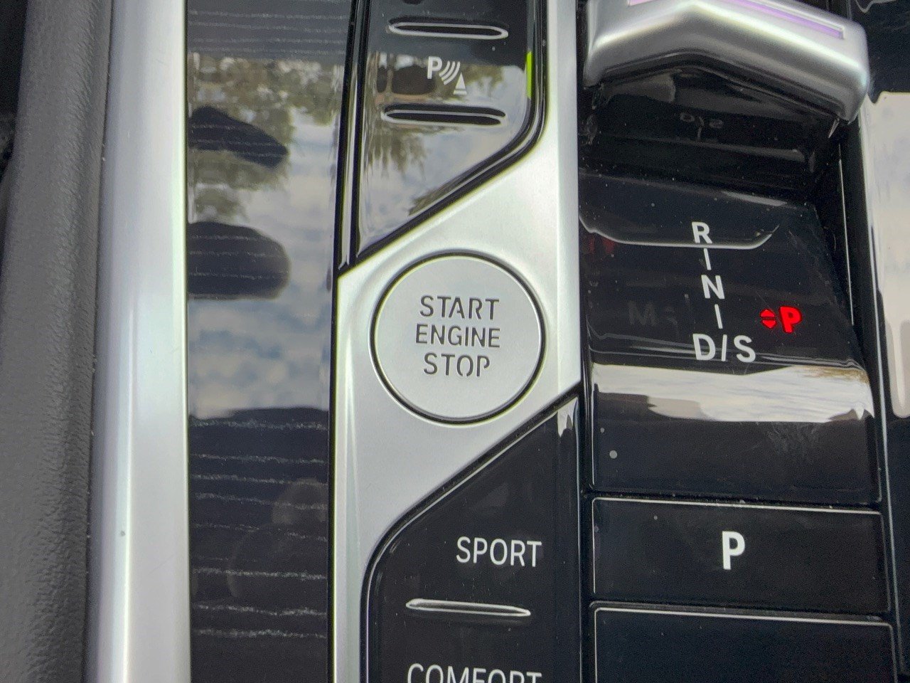 Used 2024 BMW X6 xDrive40i w/ Premium Package AWD/4WD image 20