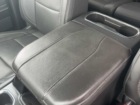 Used 2024 GMC Sierra 1500 Denali AWD/4WD image 24