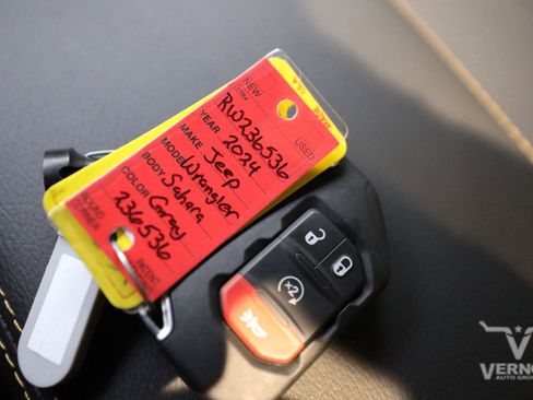 New 2024 Jeep Wrangler Sahara w/ Technology Group image 47