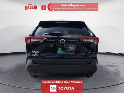 Certified 2024 Toyota RAV4 LE AWD/4WD image 4