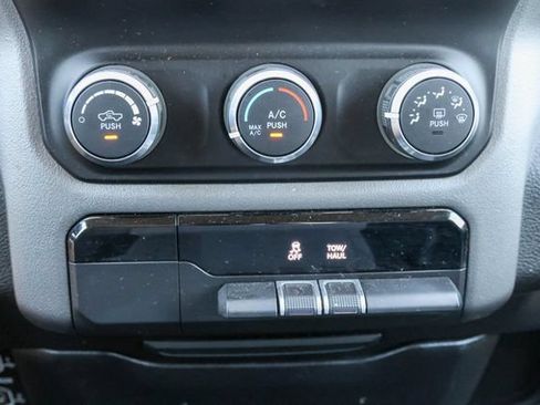 Used 2020 RAM 1500 Big Horn AWD/4WD image 7