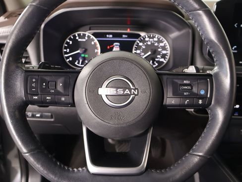 Used 2023 Nissan Rogue SL w/ SL Premium Package AWD/4WD image 3