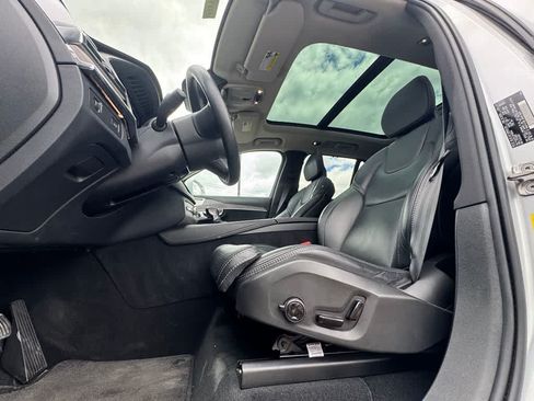Used 2022 Volvo XC90 T6 Inscription w/ Advanced Package AWD/4WD image 18
