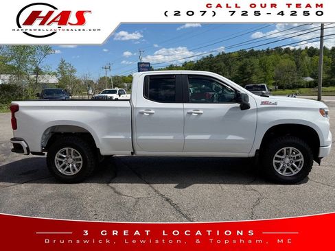 Used 2024 Chevrolet Silverado 1500 RST w/ Z71 Off-Road Package AWD/4WD image 8
