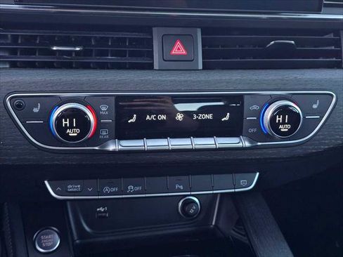 Used 2022 Audi A4 2.0T Premium Plus w/ Premium Plus Package image 28