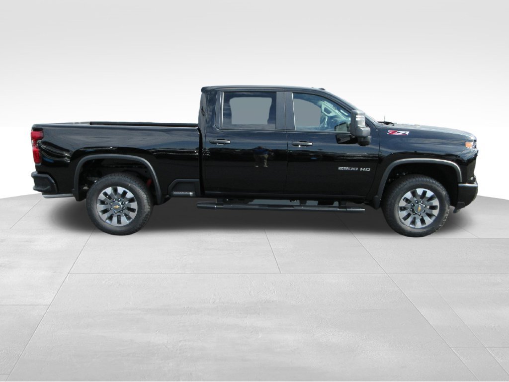 New 2026 Chevrolet Silverado 2500 Custom w/ Custom Value Package AWD/4WD image 7