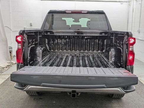 Used 2024 Chevrolet Silverado 1500 LT AWD/4WD image 13