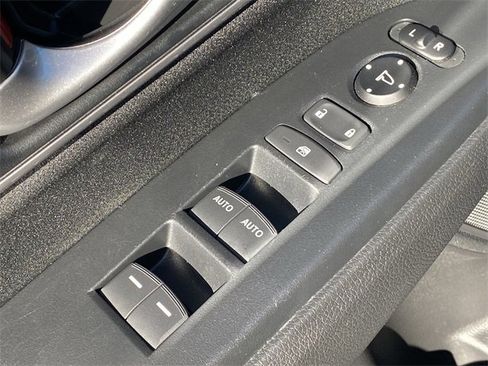 Used 2022 Honda CR-V EX image 23