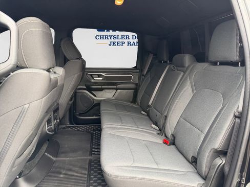 Used 2023 RAM 1500 Big Horn AWD/4WD image 9