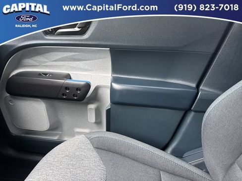 Certified 2025 Ford Maverick XLT w/ XLT Luxury Package AWD/4WD image 28
