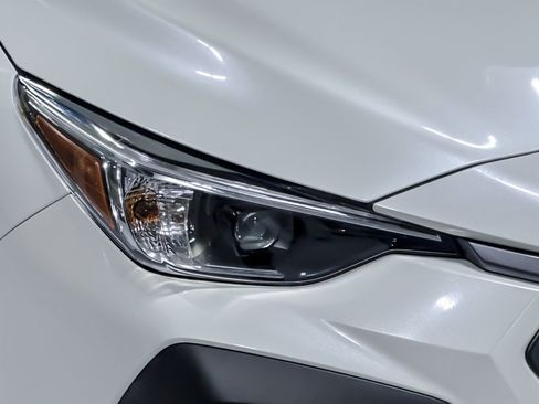Used 2024 Subaru Crosstrek 2.0i Premium AWD/4WD image 12