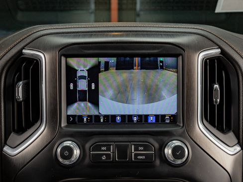 Used 2022 GMC Sierra 2500 AT4 w/ AT4 Preferred Package image 26