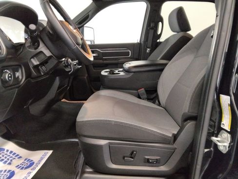 Used 2024 RAM 2500 Big Horn w/ Bed Utility Group image 28