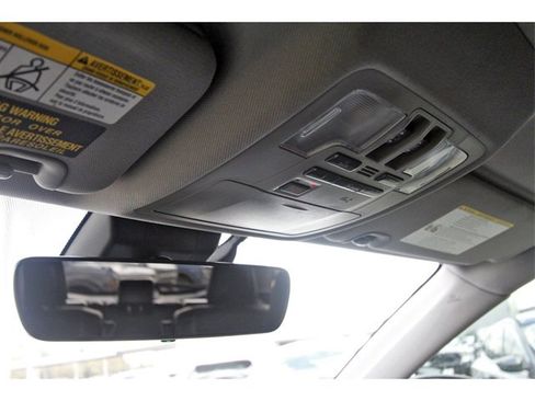 Used 2018 Toyota Highlander Limited Platinum image 23