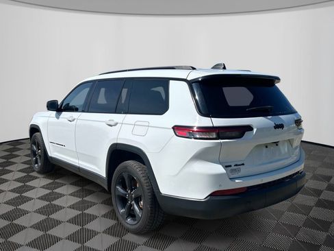 Used 2021 Jeep Grand Cherokee L Laredo AWD/4WD image 3